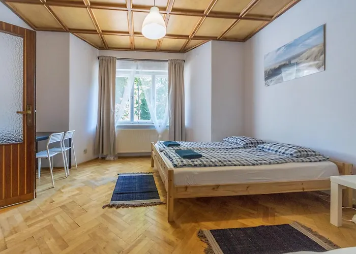 Hostel House Managers - Vintage