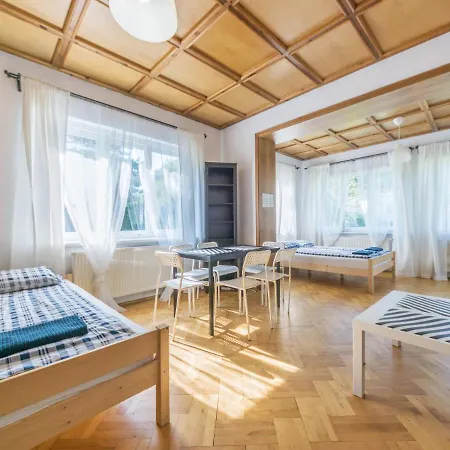 Hostel House Managers - Vintage Σόποτ